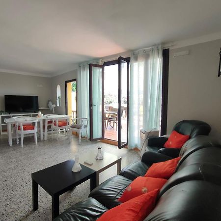 Casa Bueno Apartment Нерха Екстериор снимка